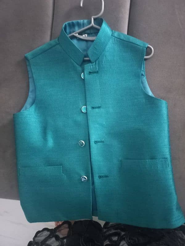 Boys waistcoat 1