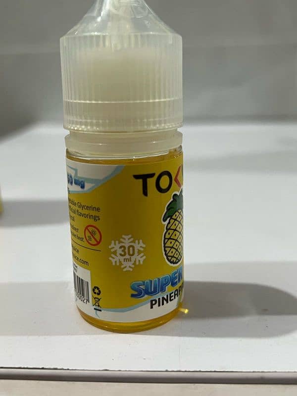 Tokyo pineapple ice 35 mg / 28 ml flavour + iced mint 20 mg/ 22 ml 2