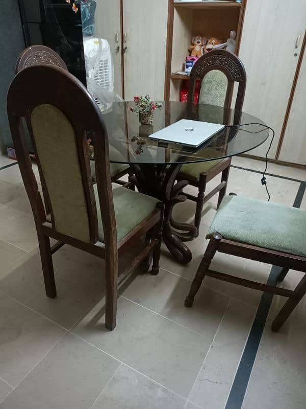 Dinning table With 4 chairs 5