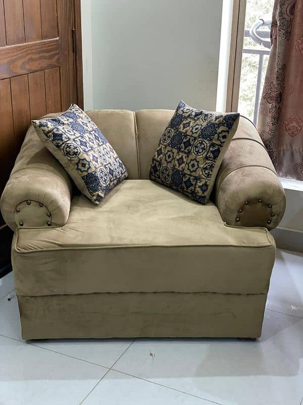 OLD SOFA REPARING AVAILABLE 03145059454 2