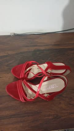 Branded Heels in very good Condition