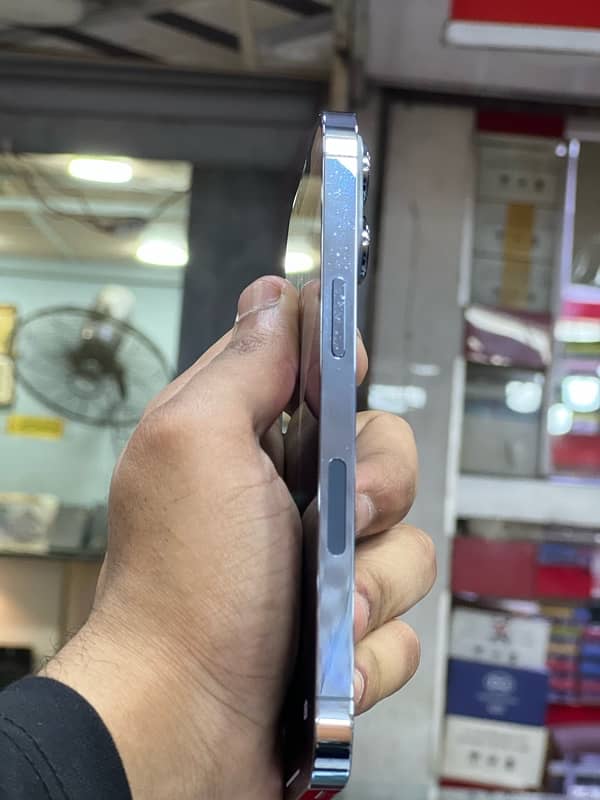 Urgent sale Iphone 13 pro 256 gb Non pta jv Battery Health : 93% 4