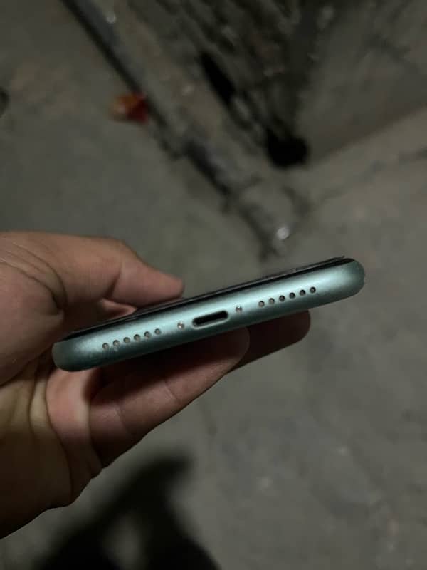 Iphone 11 64 gb 4