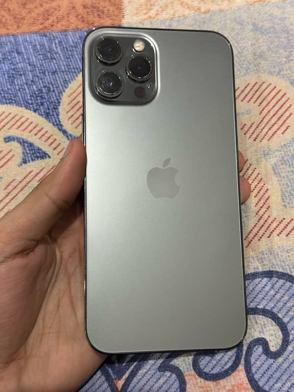 IPHONE 12 pro max non pta Dubai import 1