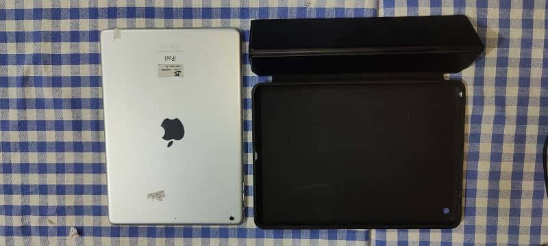 Apple iPad Air 1 for sale 3