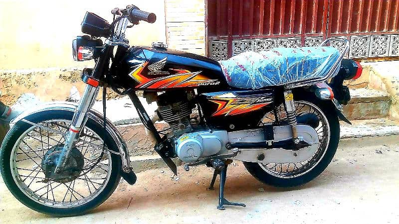 HONDA125 Model 2016 Hyderabad number ha urgent sell no sms only phone 3