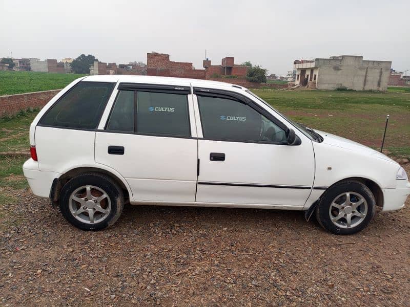 Suzuki Cultus 2002 2