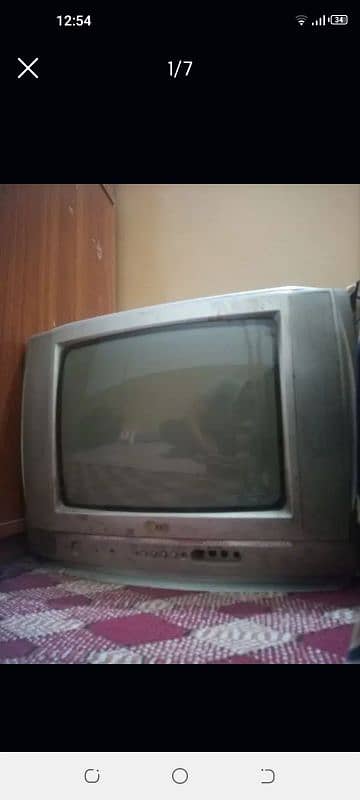 LG tv 21"" 1