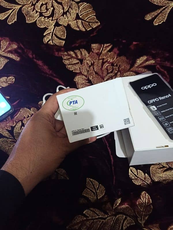 Oppo Reno 4 12GB Ram 128GB Storge With Box In Good Condition 4