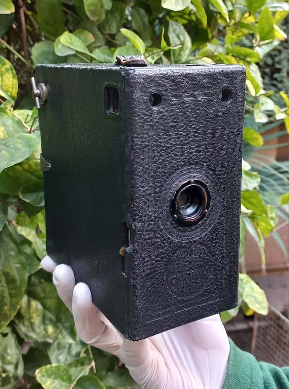 vintage box camera 0