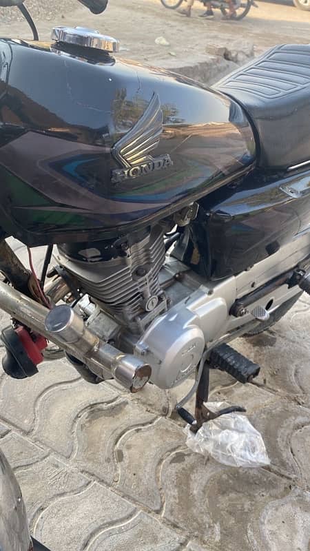 Honda 125 13 Model Urgent Sale 5