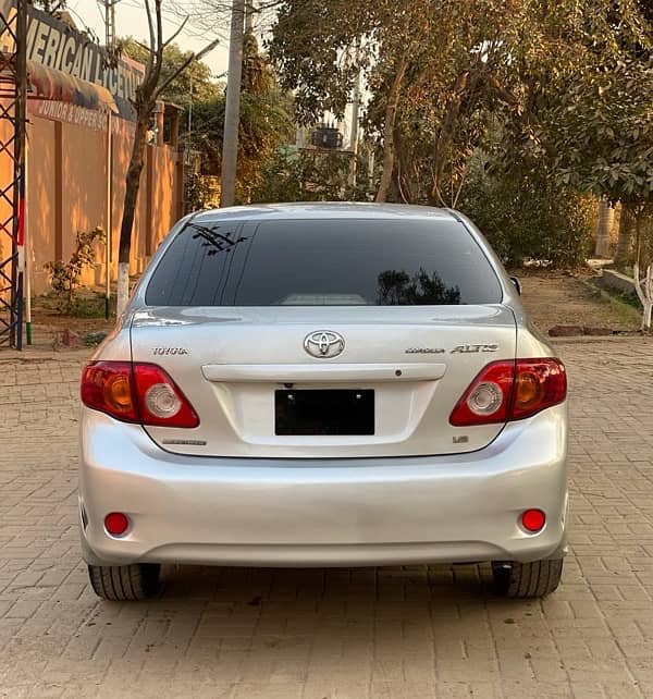 Toyota Corolla Altis 2009 3