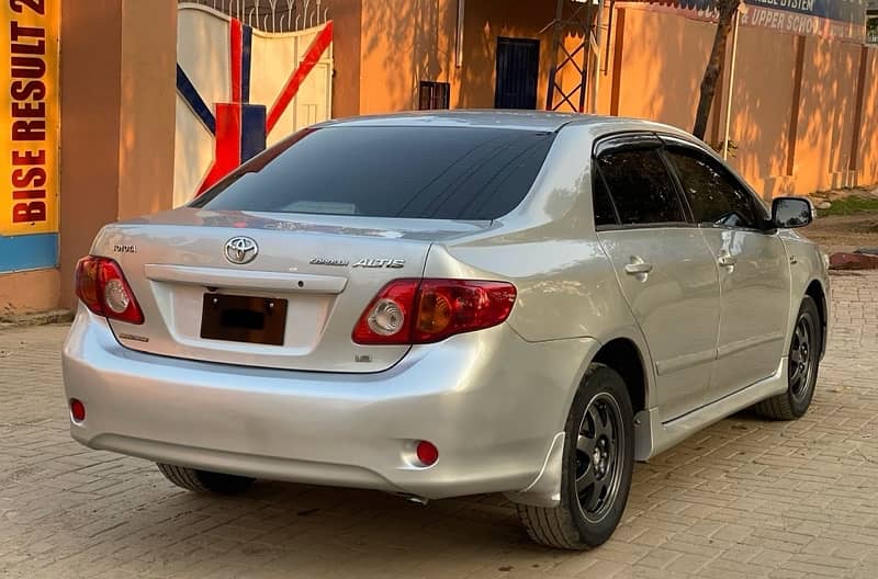 Toyota Corolla Altis 2009 5