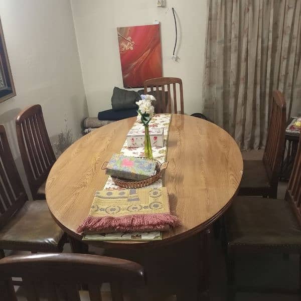 6 seater dining table 4
