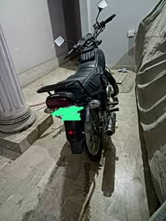 Suzuki GS 150 SE 2022