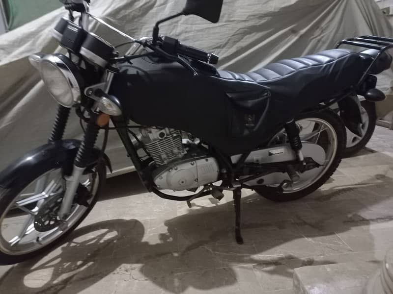 Suzuki GS 150 SE 2022 1