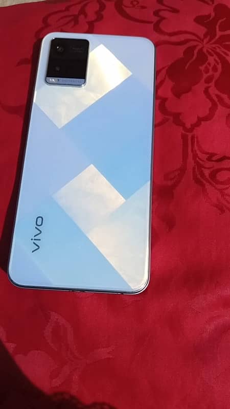 Vivo box wiith charger  whatsapp 03144763870 3