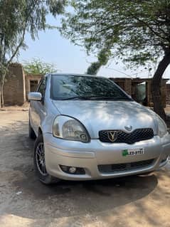 Toyota Vitz 2003