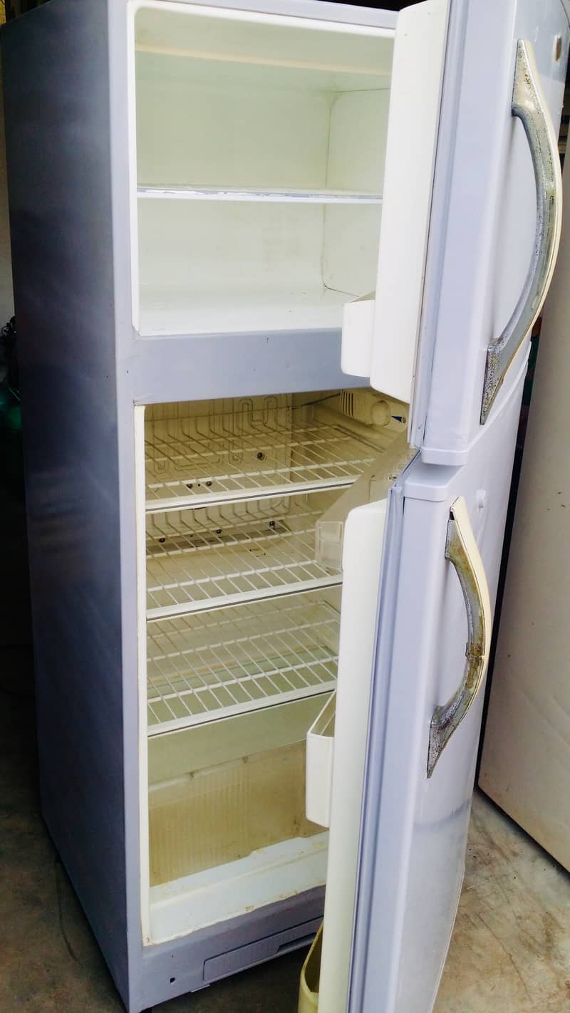 SUPER GENERAL Fridge, Made In Japan, Just Like A Brand New, Guarantee 16