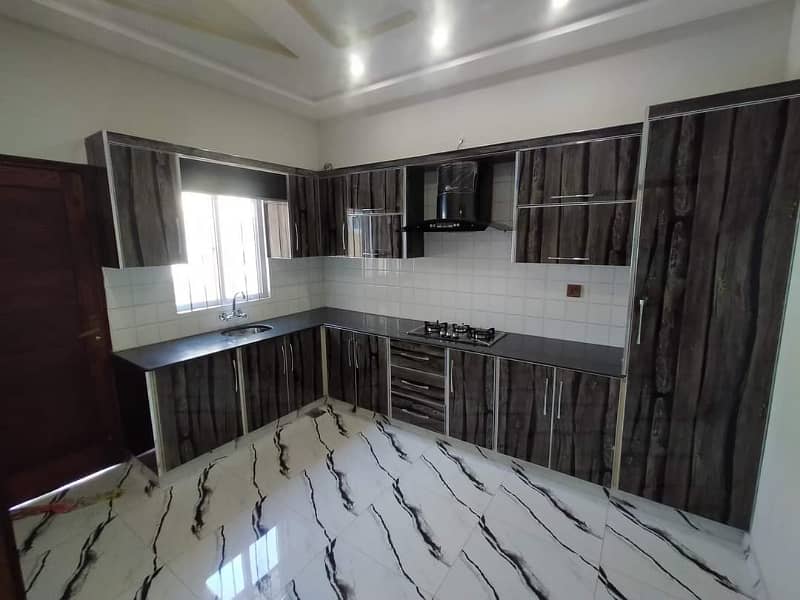 1 Kanal brand new 1st entry Upper Portion For Rent In Punjab Society Phase 2 3