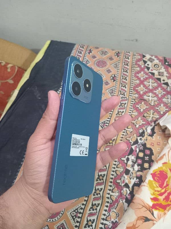 Realme C63 full warranty 6 128 2