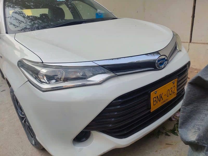 Toyota Corolla Axio 2015 and 18 registration 9