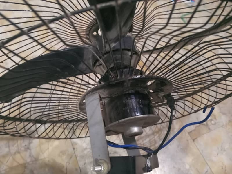 12 volt Fan 1