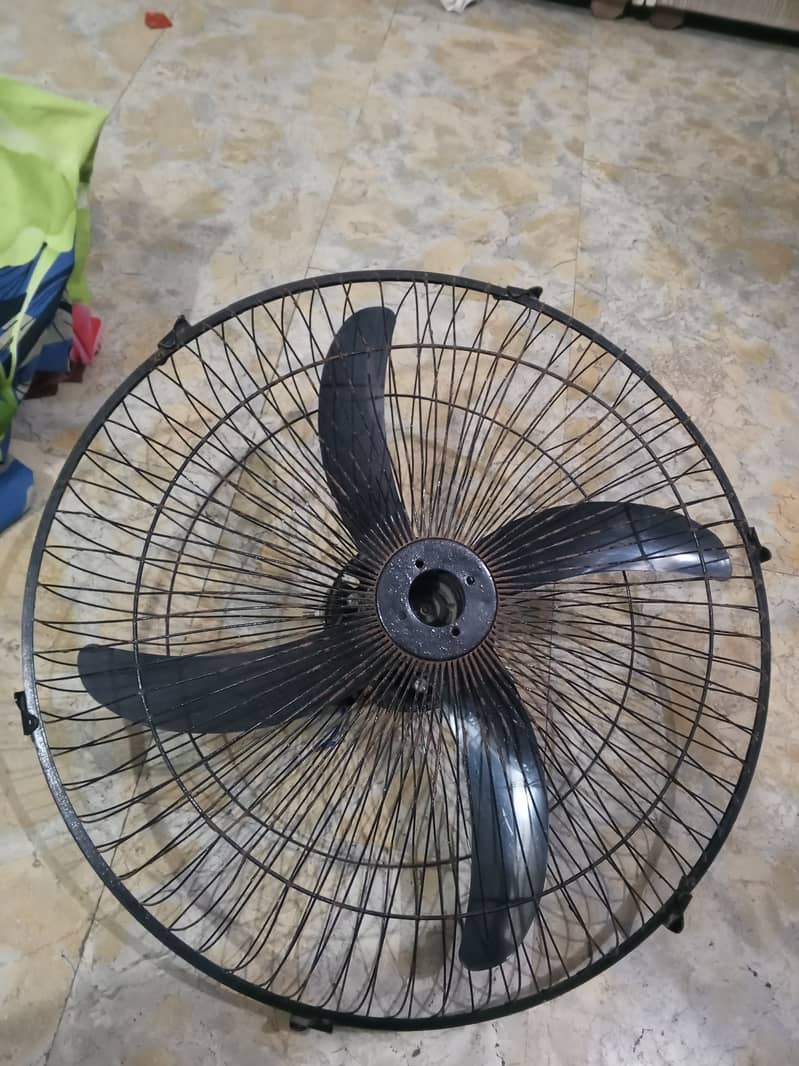 12 volt Fan 2