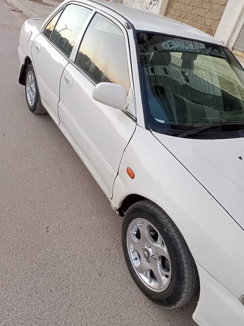 Mitsubishi Lancer 1992 3