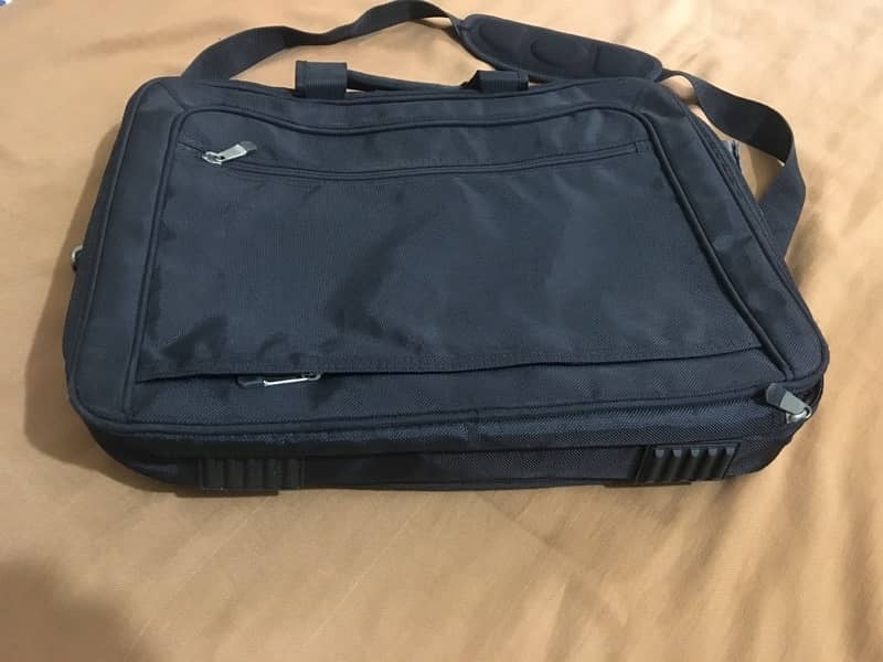 Laptop bag 2