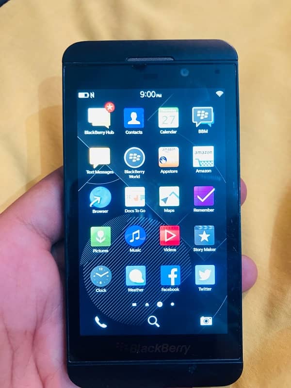 Blackberry Z10 (Official PTA) 4