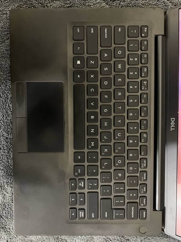 Dell Latitude 7400 Core-i7-8th Gen 1