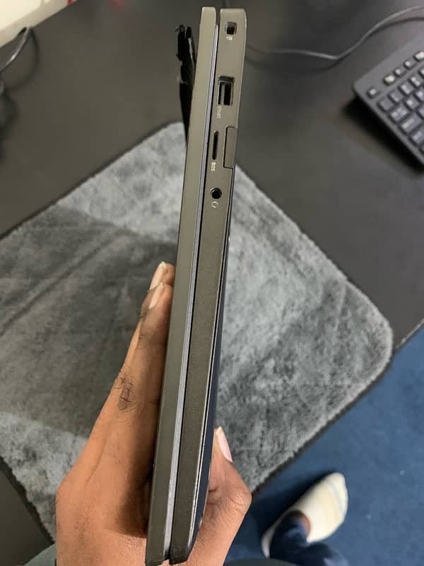 Dell Latitude 7400 Core-i7-8th Gen 4