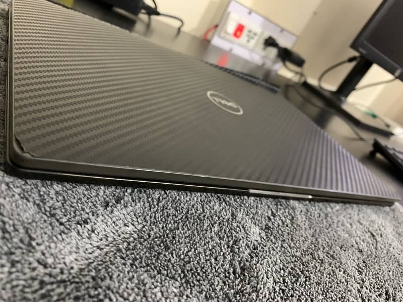 Dell Latitude 7400 Core-i7-8th Gen 5