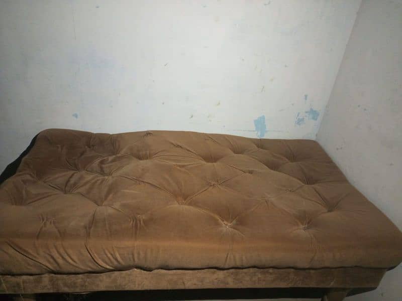 sofa urgent sell 0