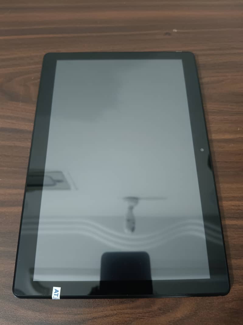 Lenovo M10 10 Inch Tablet in New Condition 5