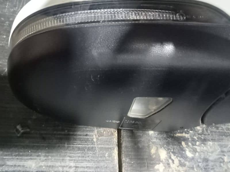 Hyundai Tucson side mirrors available 5