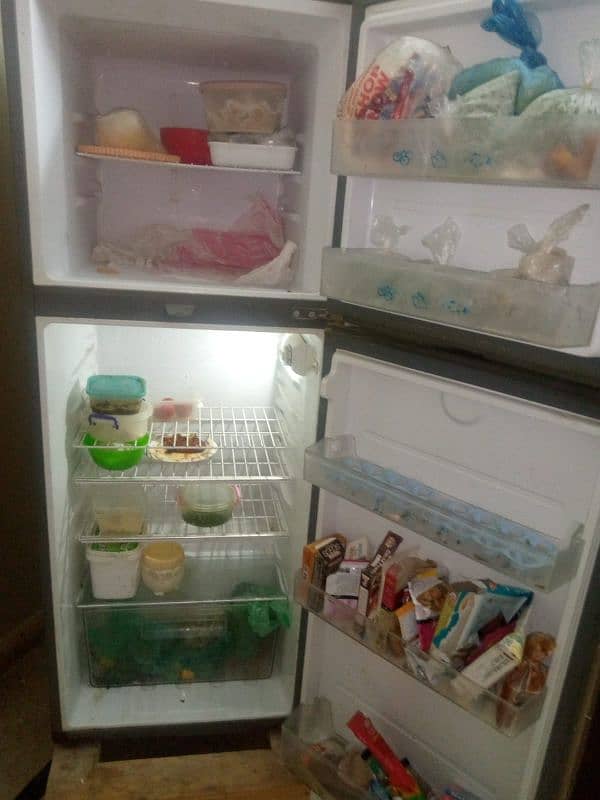 FRIDGE FOR SELL 2