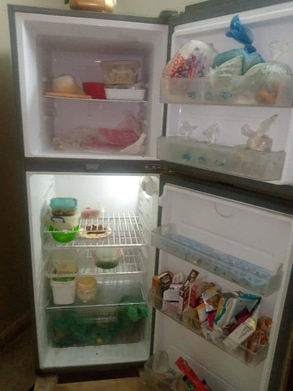 FRIDGE FOR SELL 3