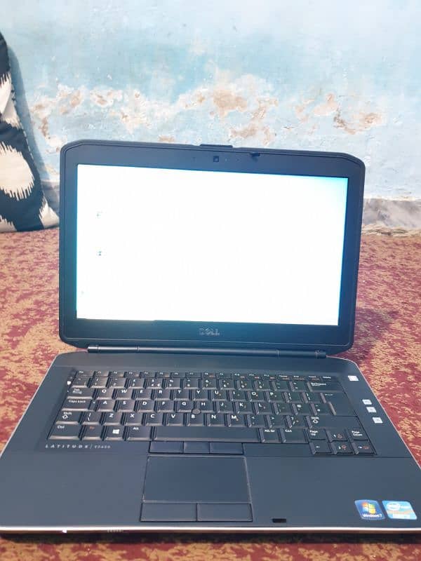 Dell Core i7 laptop 8Gb 256SSD for sale imported laptop 1