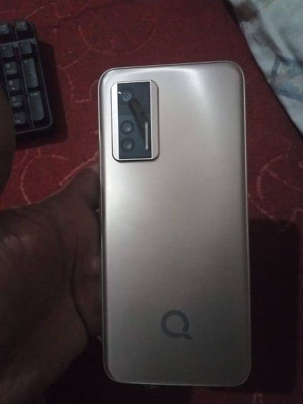 Qmobile Qsmart Ultra 6/128gb 12