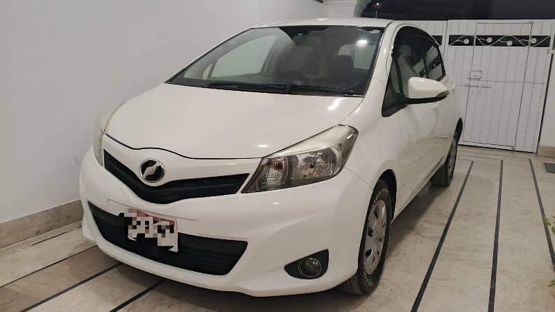 Toyota Vitz 2013 1