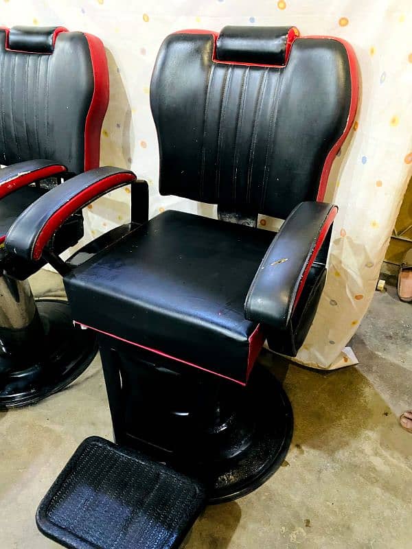 Salon Chairs For Sale (just 3 month use) 2