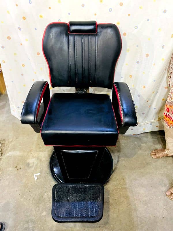 Salon Chairs For Sale (just 3 month use) 5