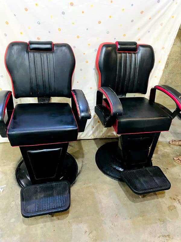 Salon Chairs For Sale (just 3 month use) 6