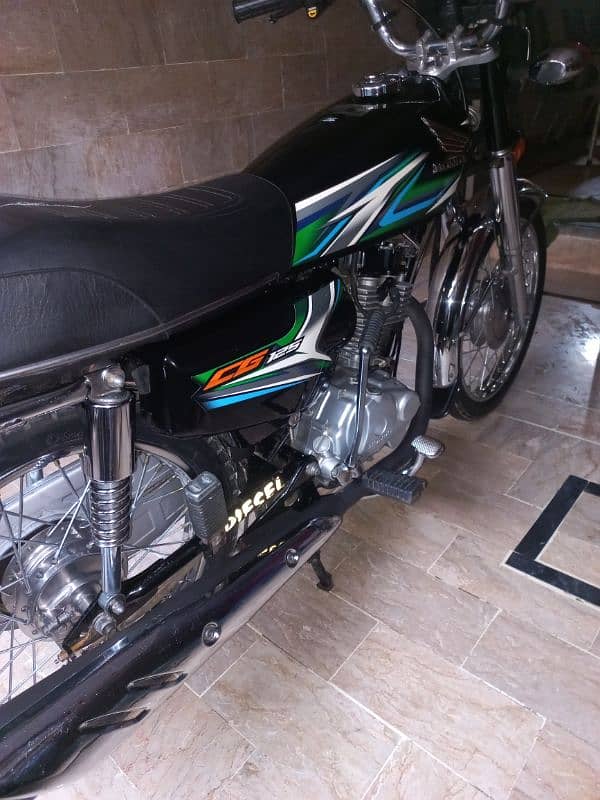 Honda 125 2023 karachi number 1