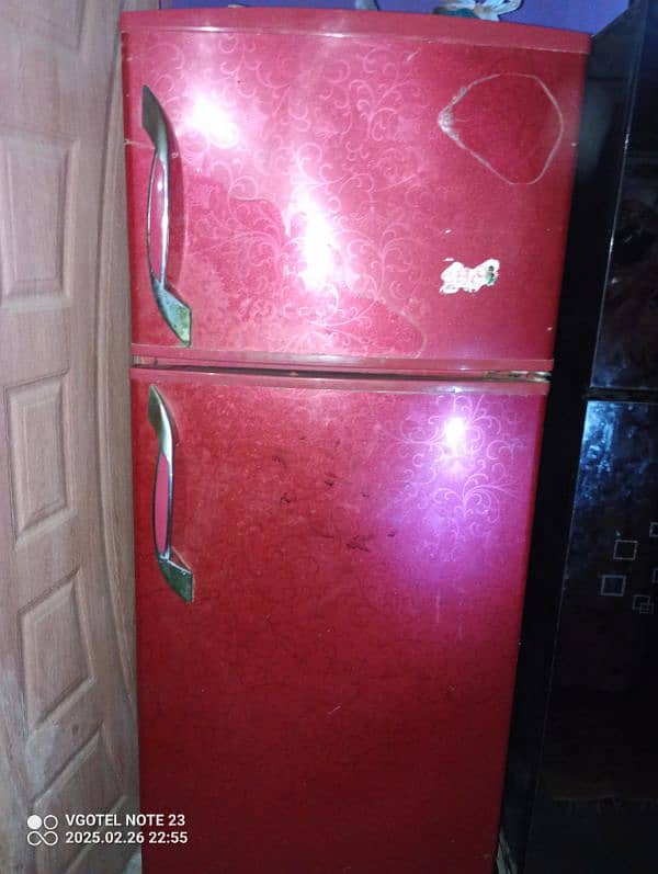 single fridge for sell 5