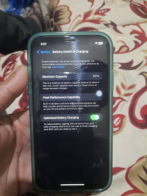 iphone 11 factory unlock non PTA 64gb green 6