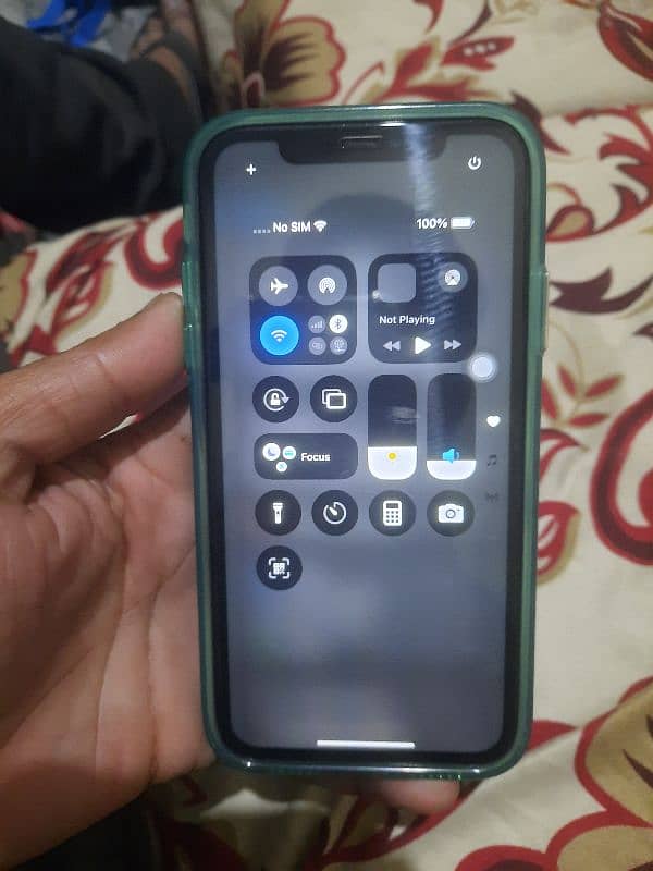 iphone 11 factory unlock non PTA 64gb green 8