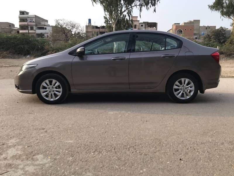 HONDA CITY ASPIRE 1.3 PROSMETIC ORIGNAL CONDITION 2015 MODEL 6